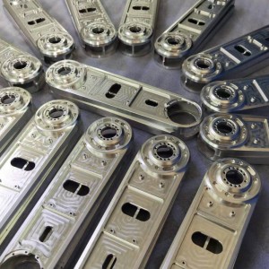 Robotos karok, berendezések, robort alkatrészek, CNC megmunkáló részek, CNC eszterga, CNC marás, CNC esztergálás